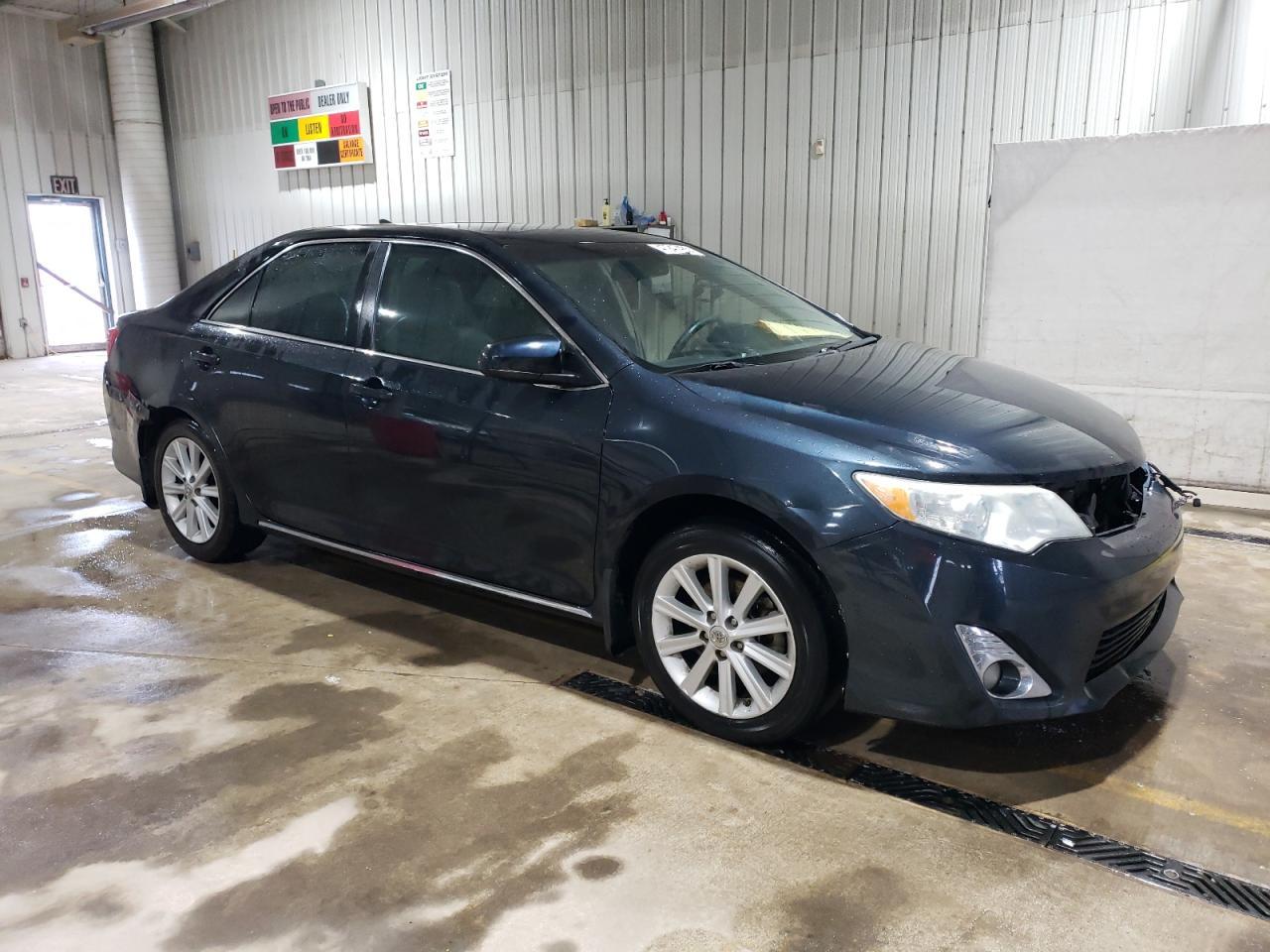 2012 TOYOTA CAMRY SE - Фото 4