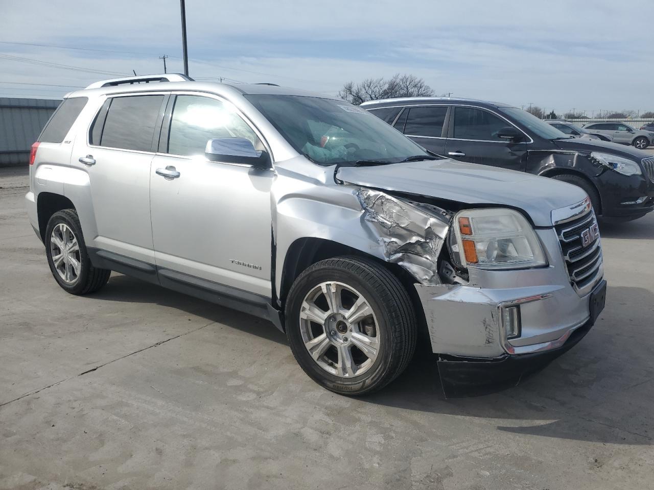 2016 GMC TERRAIN SL - Image 4