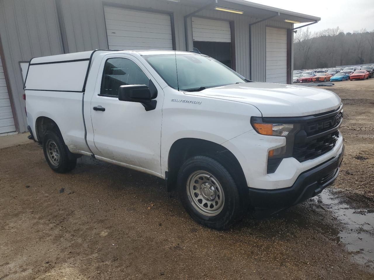 2023 CHEVROLET SILVERADO - Image 4