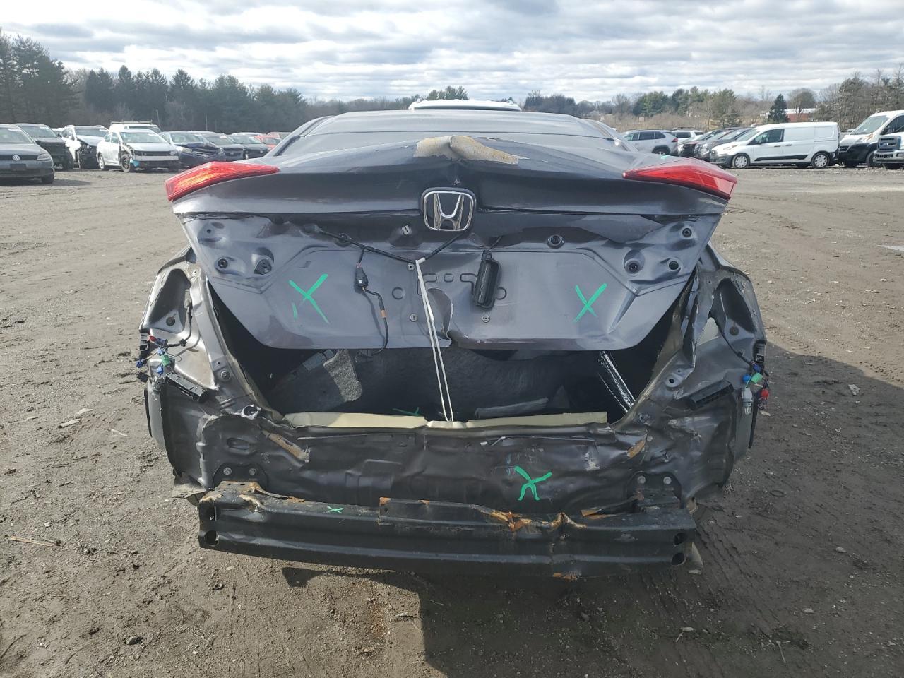 2019 HONDA CIVIC LX - Image 6