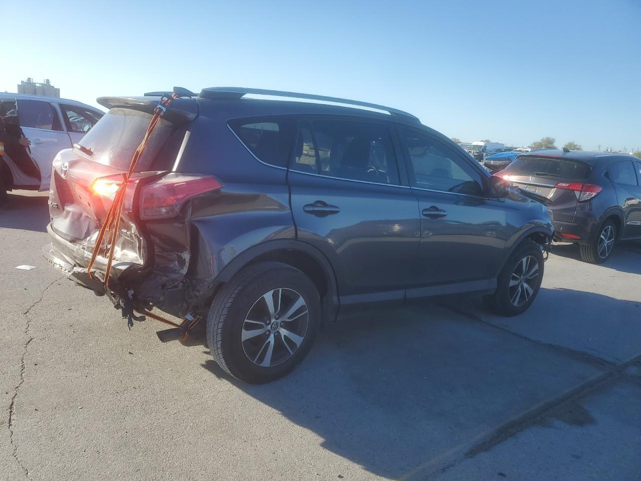 2018 TOYOTA RAV4 ADVEN - Фото 3