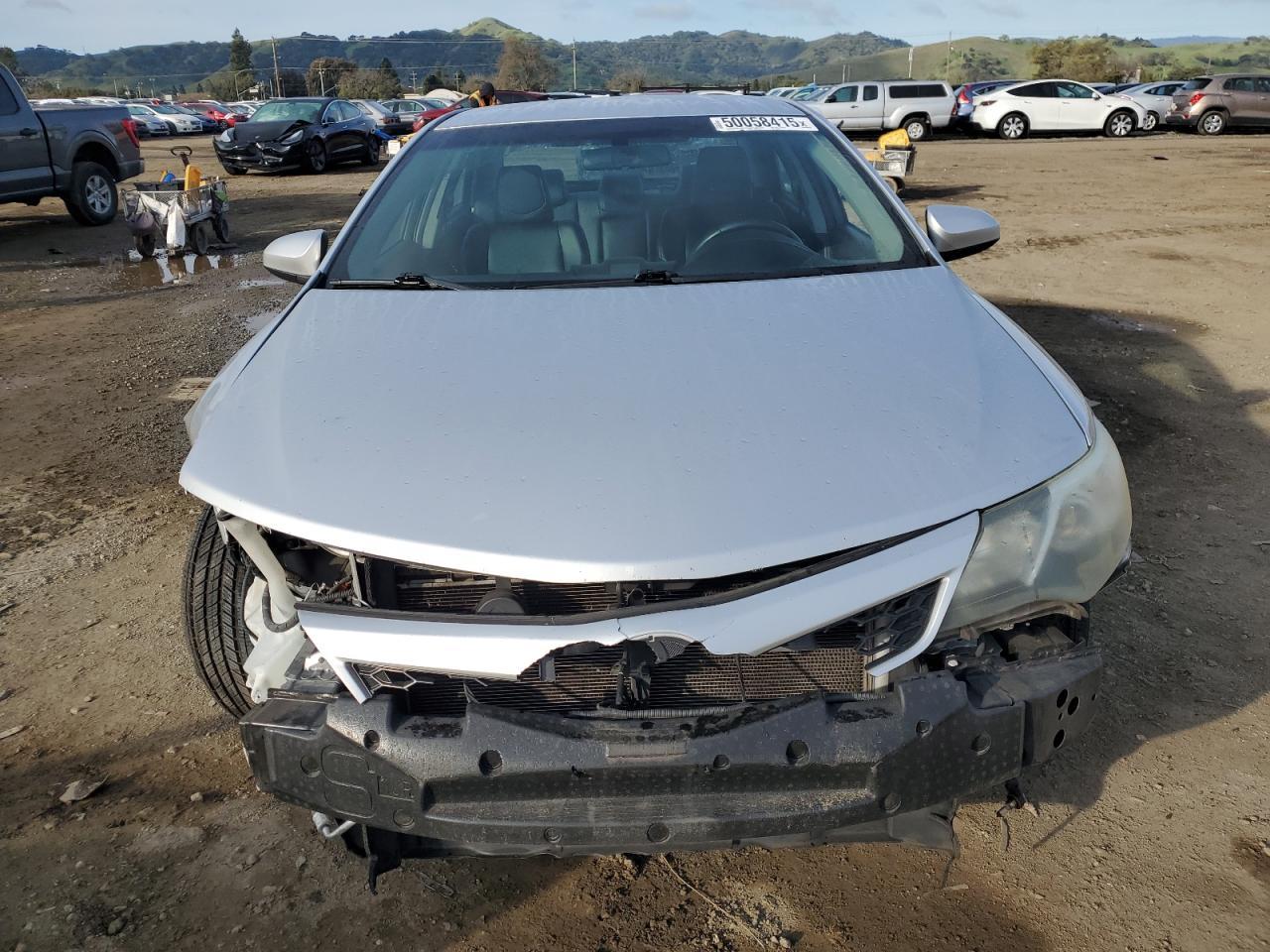 2014 TOYOTA CAMRY L - Фото 5