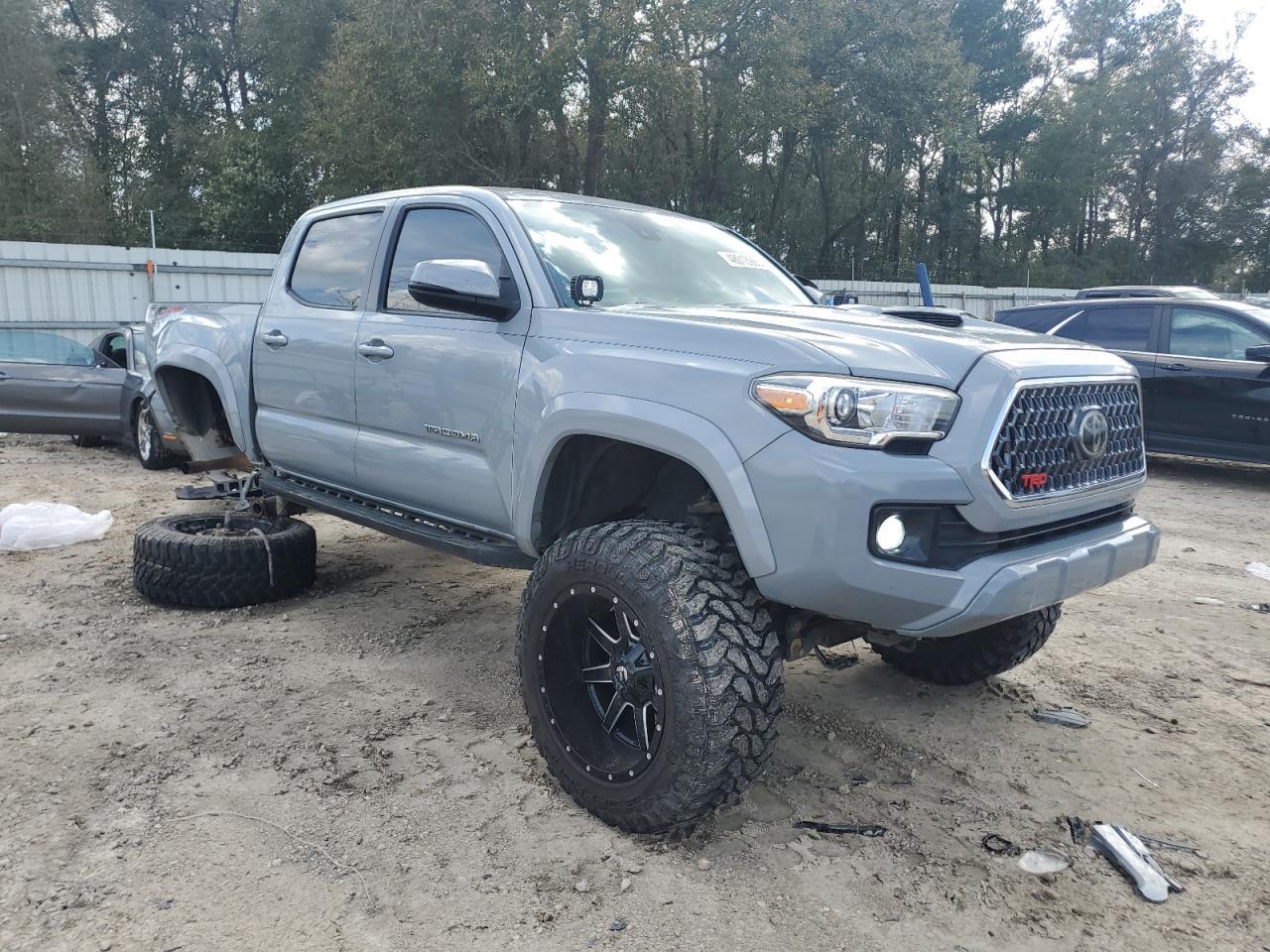 2019 TOYOTA TACOMA DOU - Фото 4