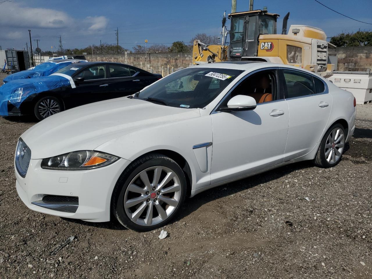 2014 JAGUAR XF