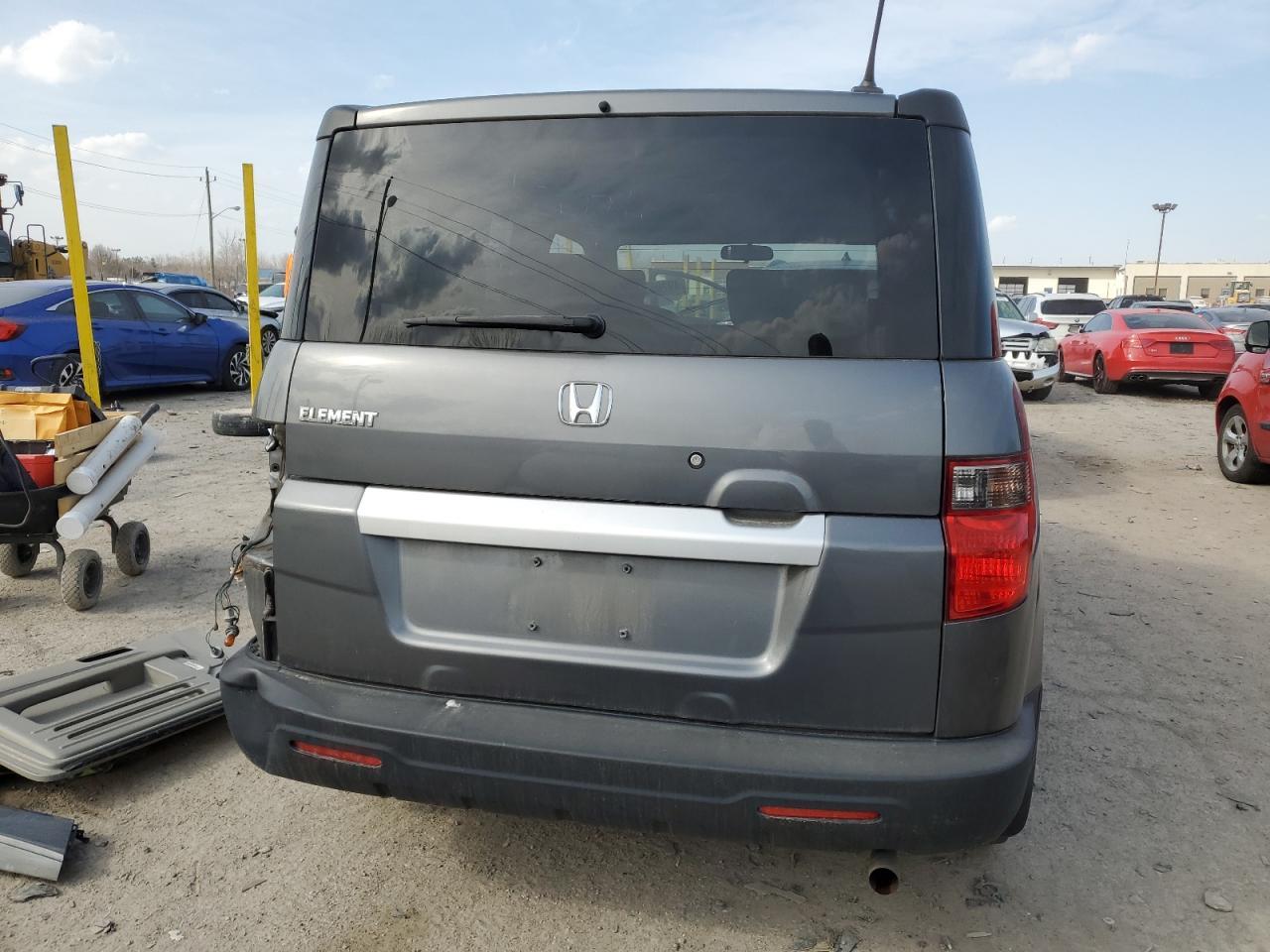 2011 HONDA ELEMENT EX - Image 6