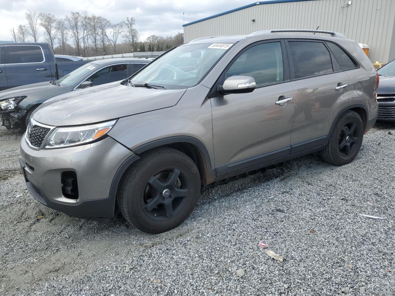 2014 KIA SORENTO LX