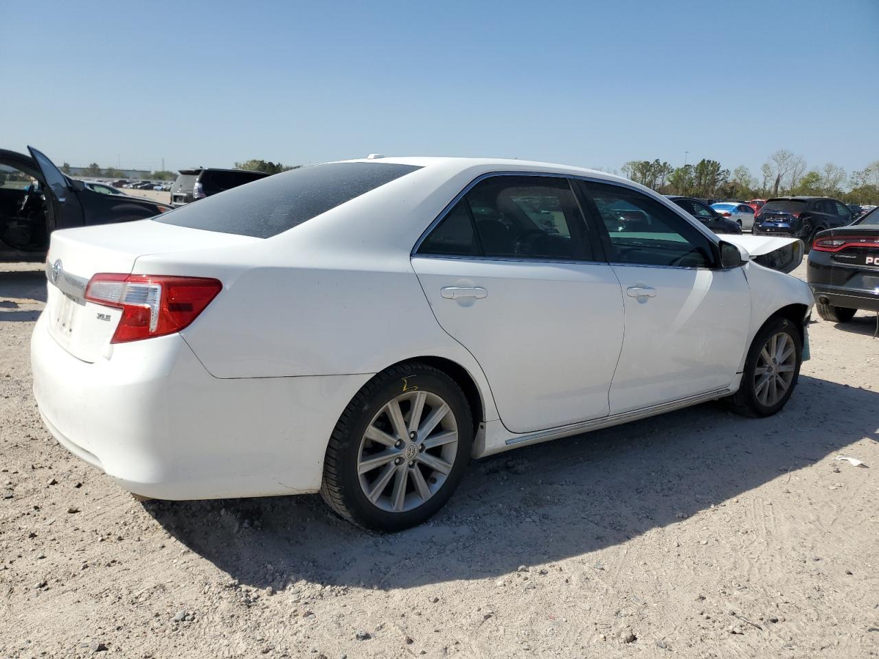 2012 TOYOTA CAMRY BASE - Image 3