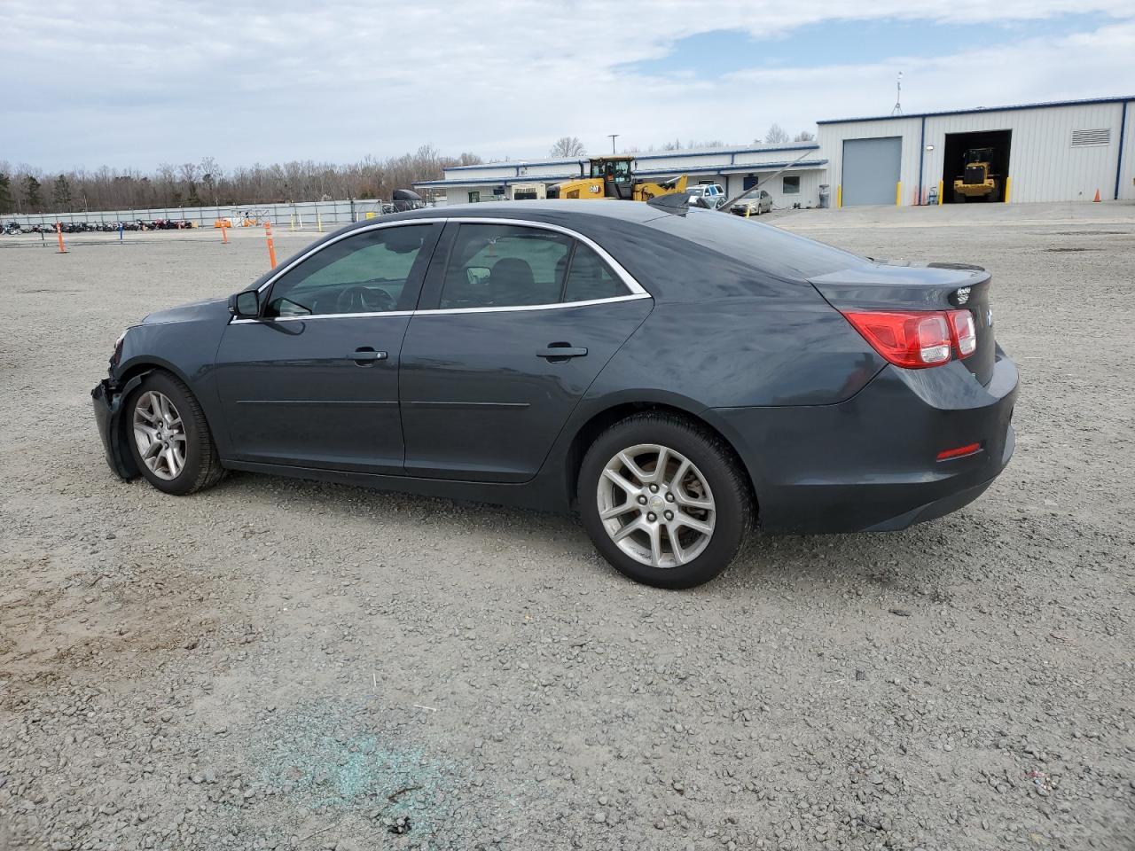 2015 CHEVROLET MALIBU 4D - Image 2