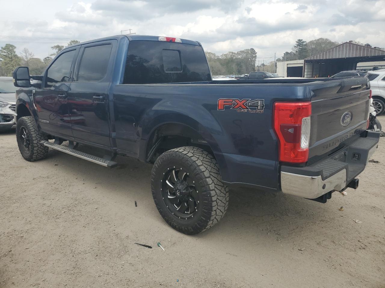 2017 FORD F250 SUPER - Image 2
