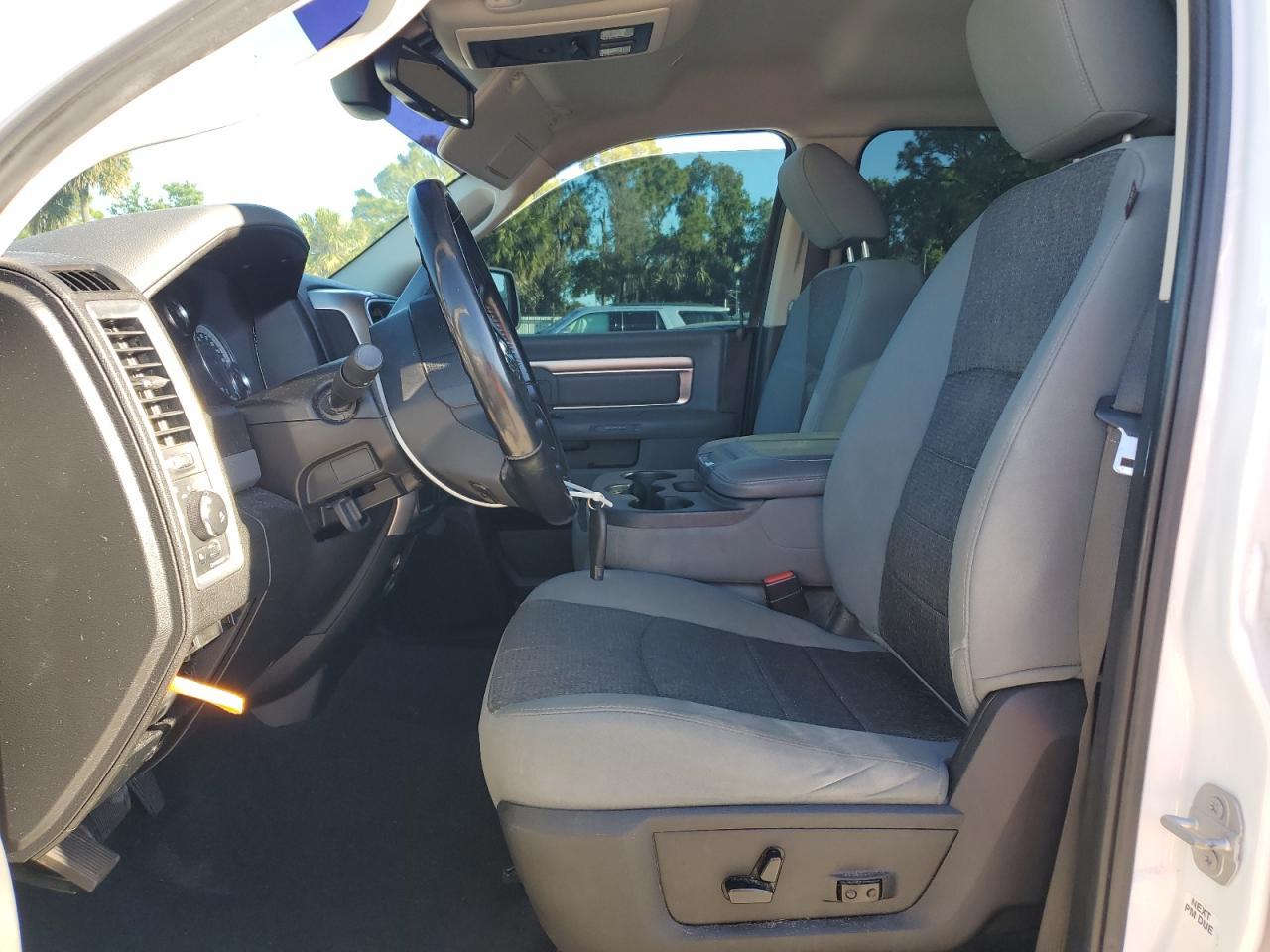 2019 RAM 1500 CLASS - Image 7