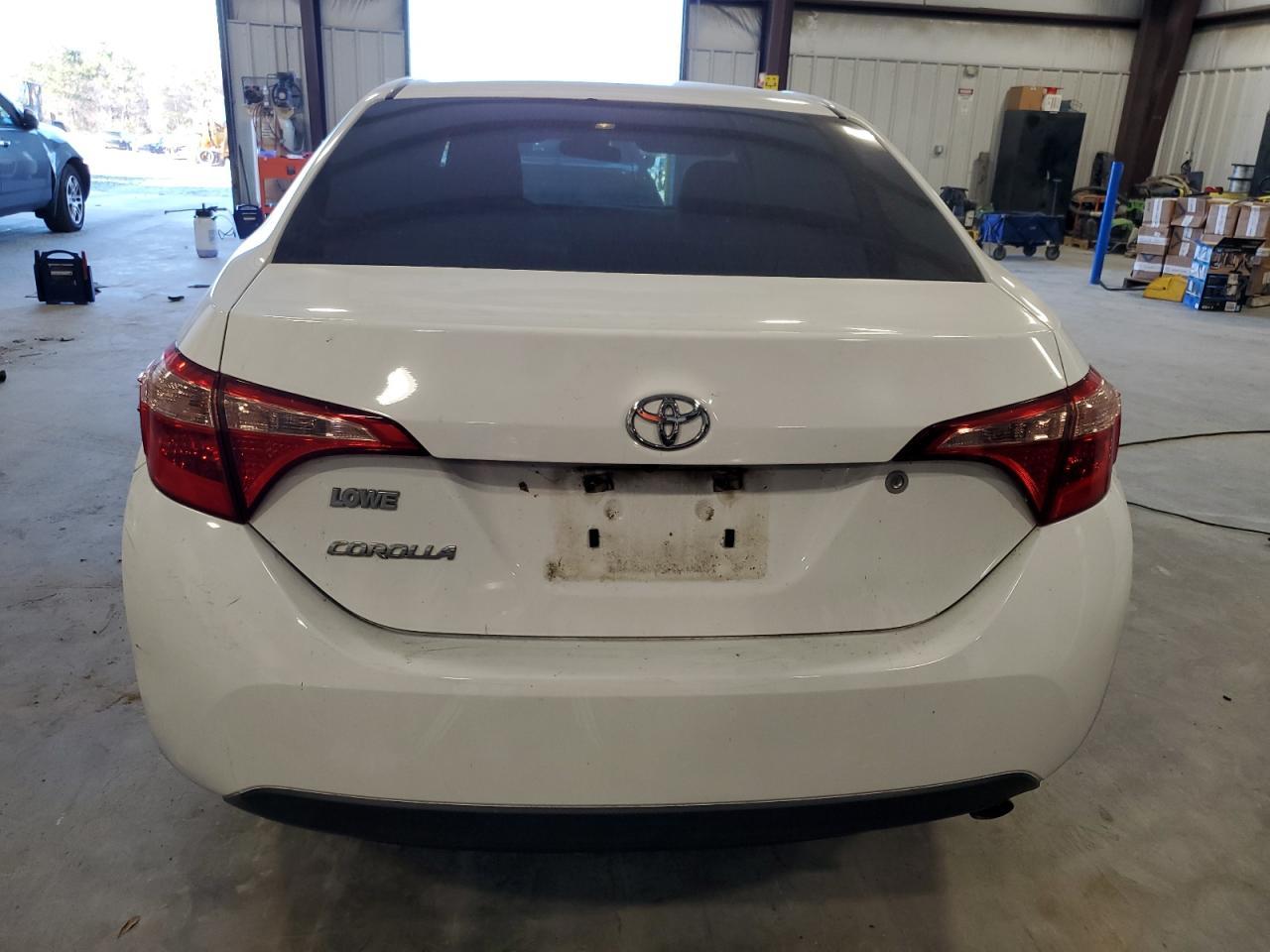 2019 TOYOTA COROLLA L - Image 6