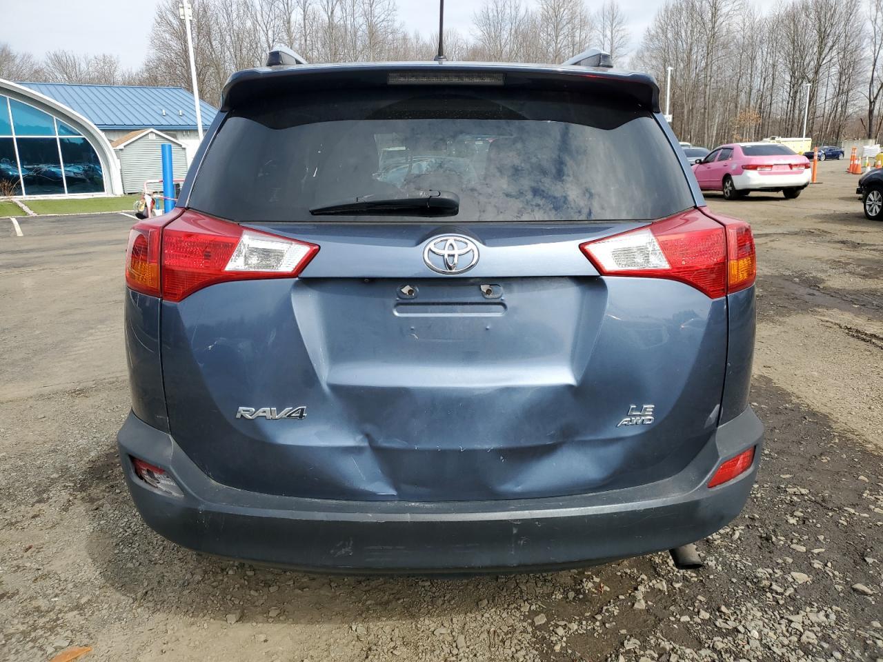 2014 TOYOTA RAV4 LE - Фото 6