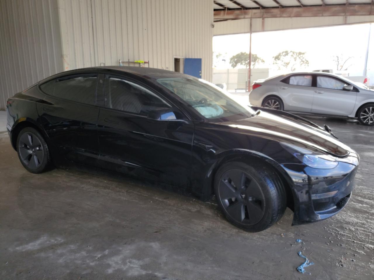 2022 TESLA MODEL 3 - Image 4