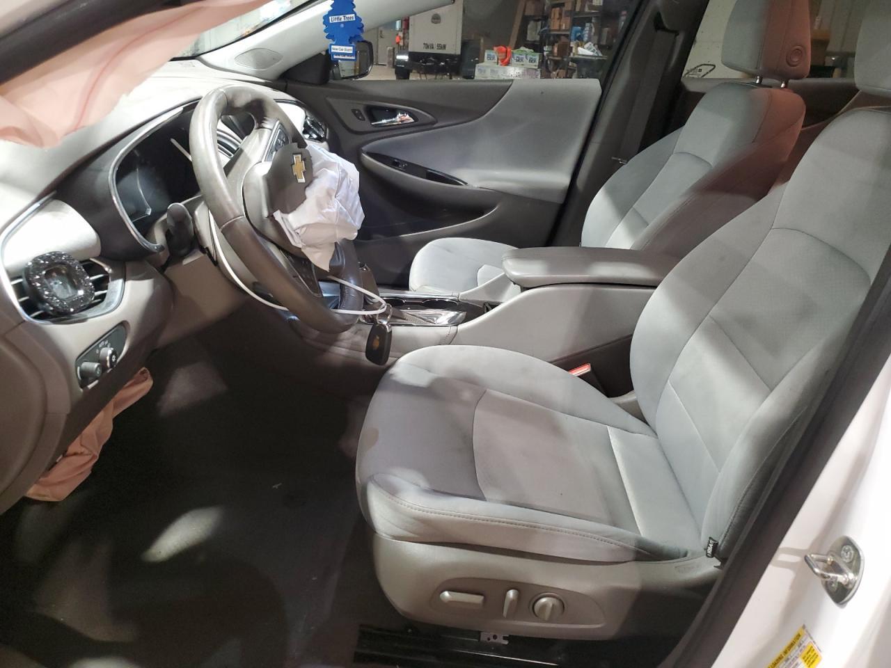 2017 CHEVROLET MALIBU LT - Image 7