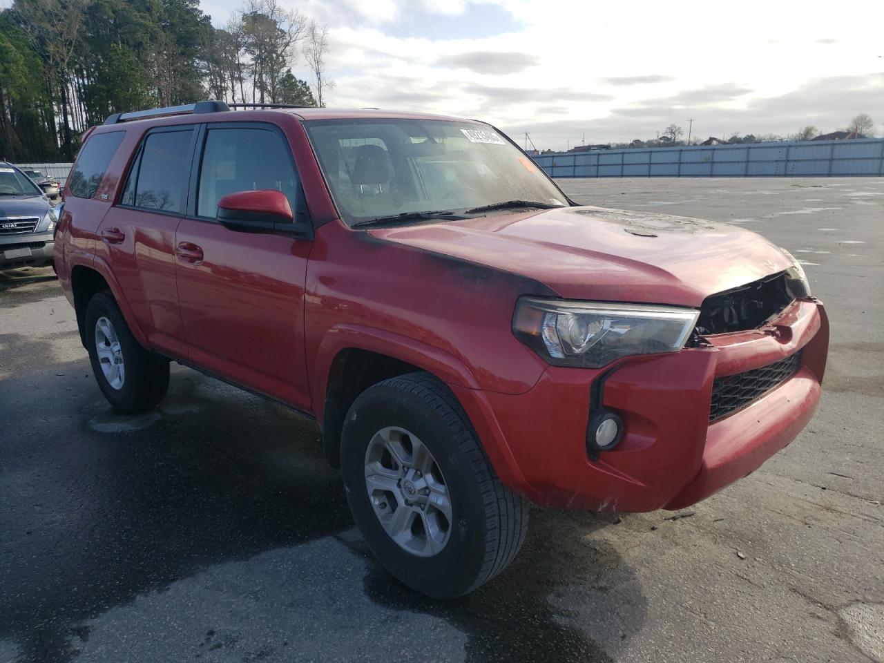 2019 TOYOTA 4RUNNER SR - Image 4