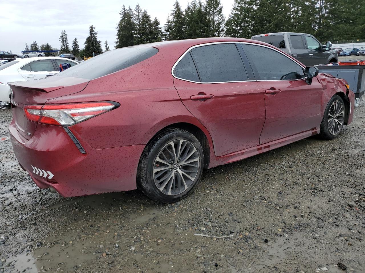 2018 TOYOTA CAMRY L - Фото 3