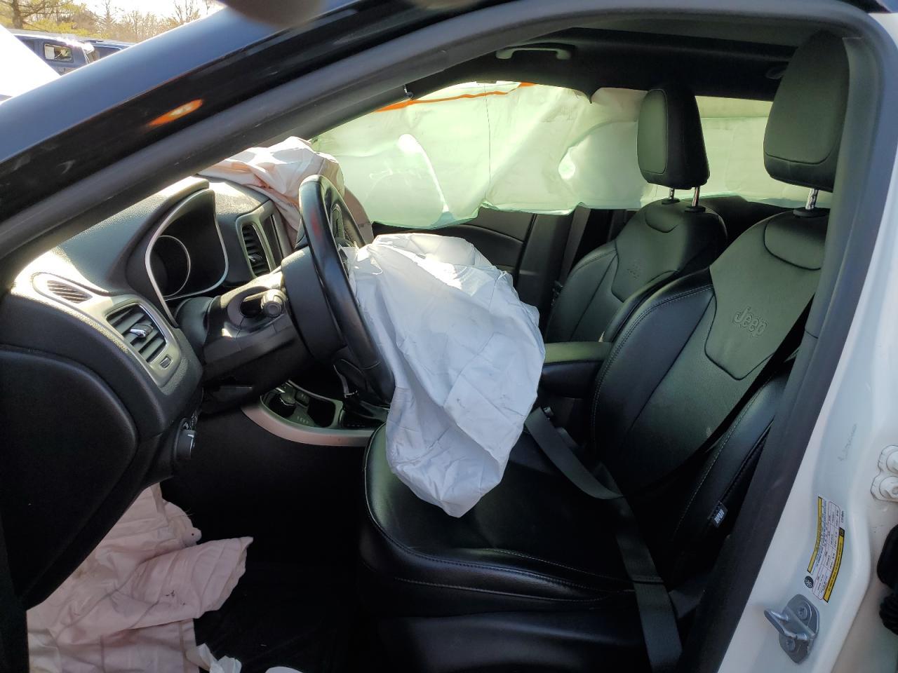 2020 JEEP COMPASS LI - Image 7