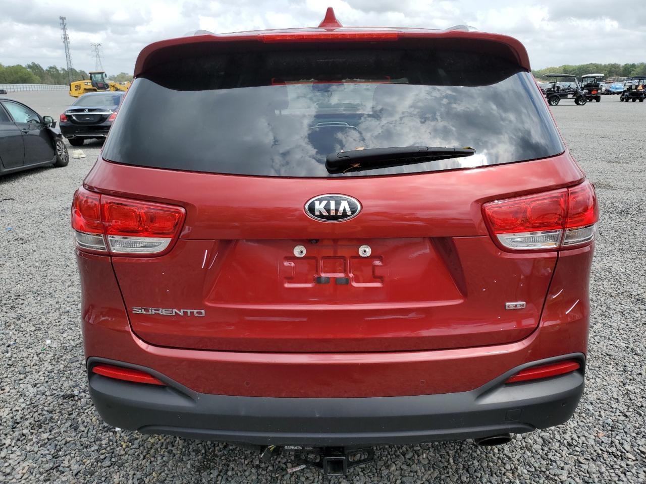 2017 KIA SORENTO LX - Фото 6