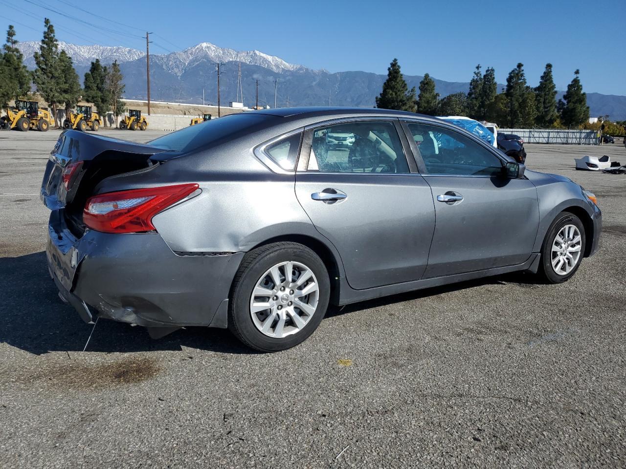 2017 NISSAN ALTIMA 2.5 - Фото 3