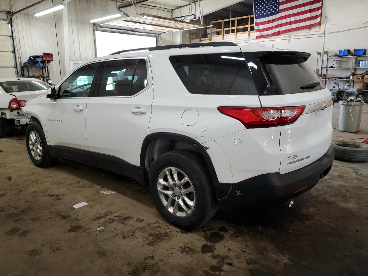 2021 CHEVROLET TRAVERSE L - Фото 2