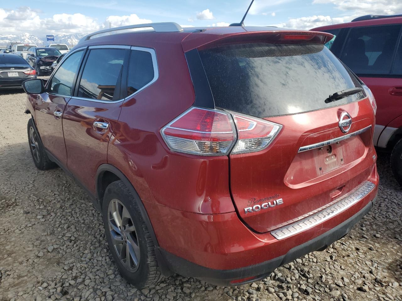 2015 NISSAN ROGUE S - Image 2