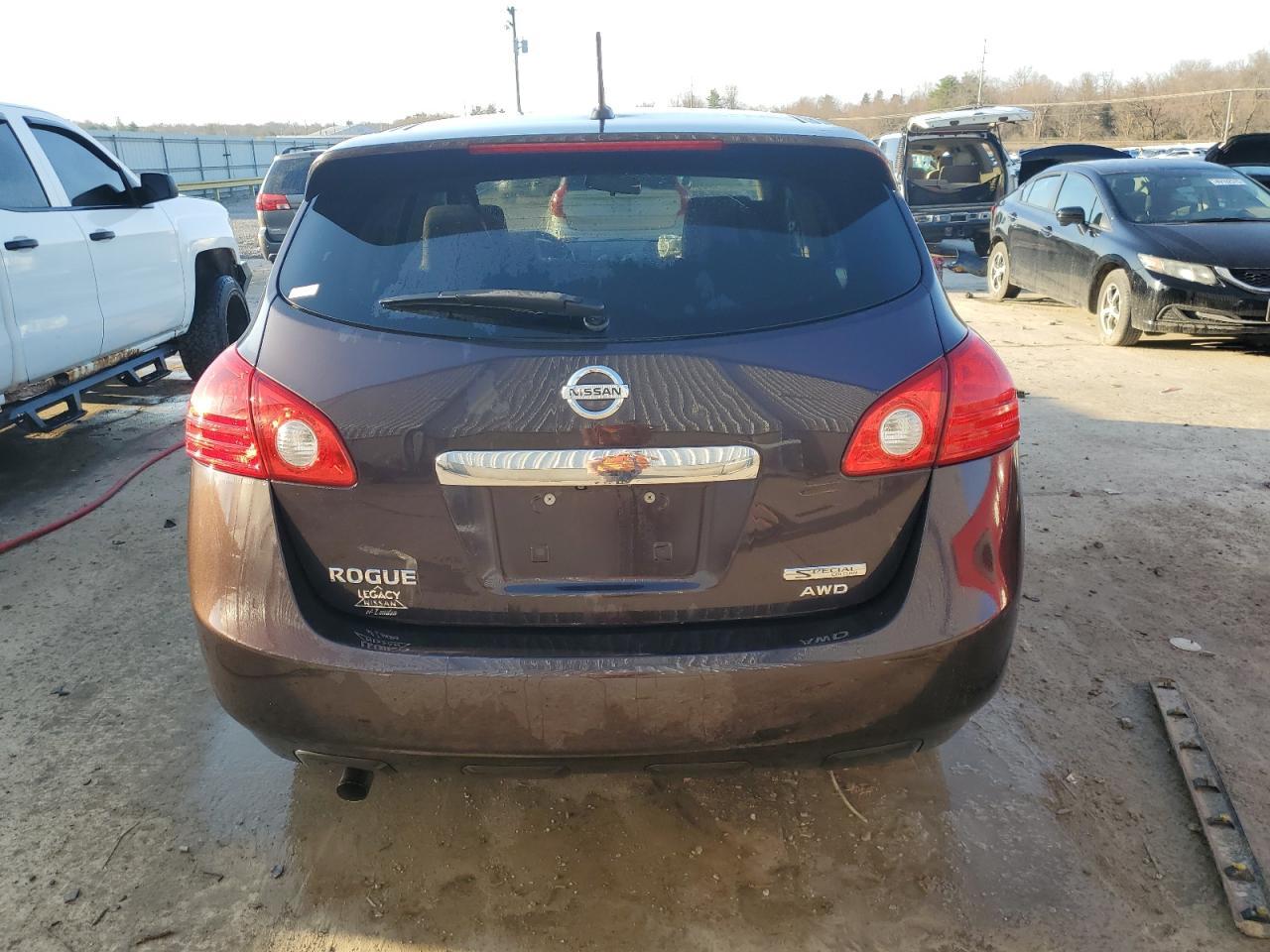 2013 NISSAN ROGUE S - Image 6