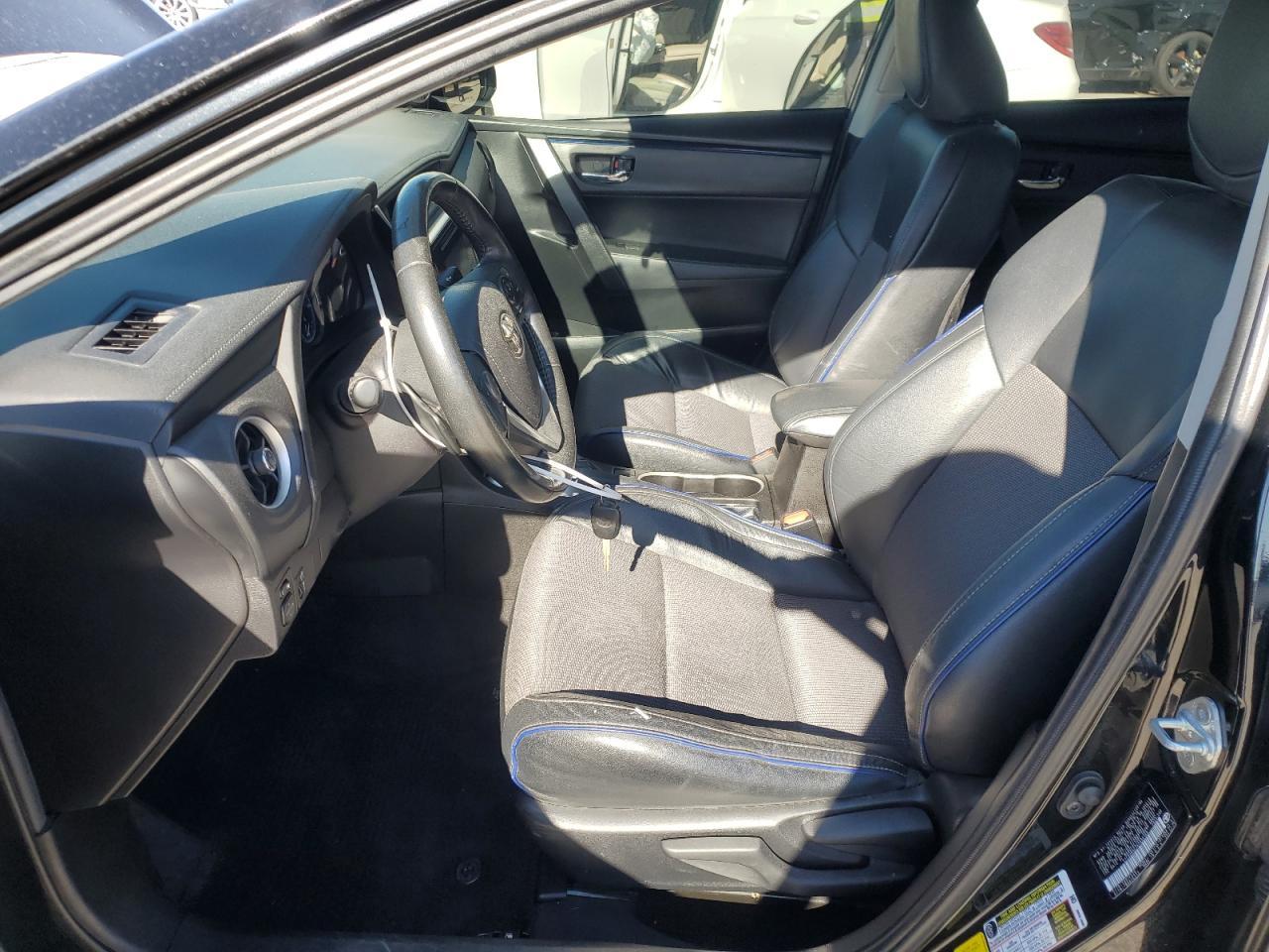 2019 TOYOTA COROLLA L - Фото 7