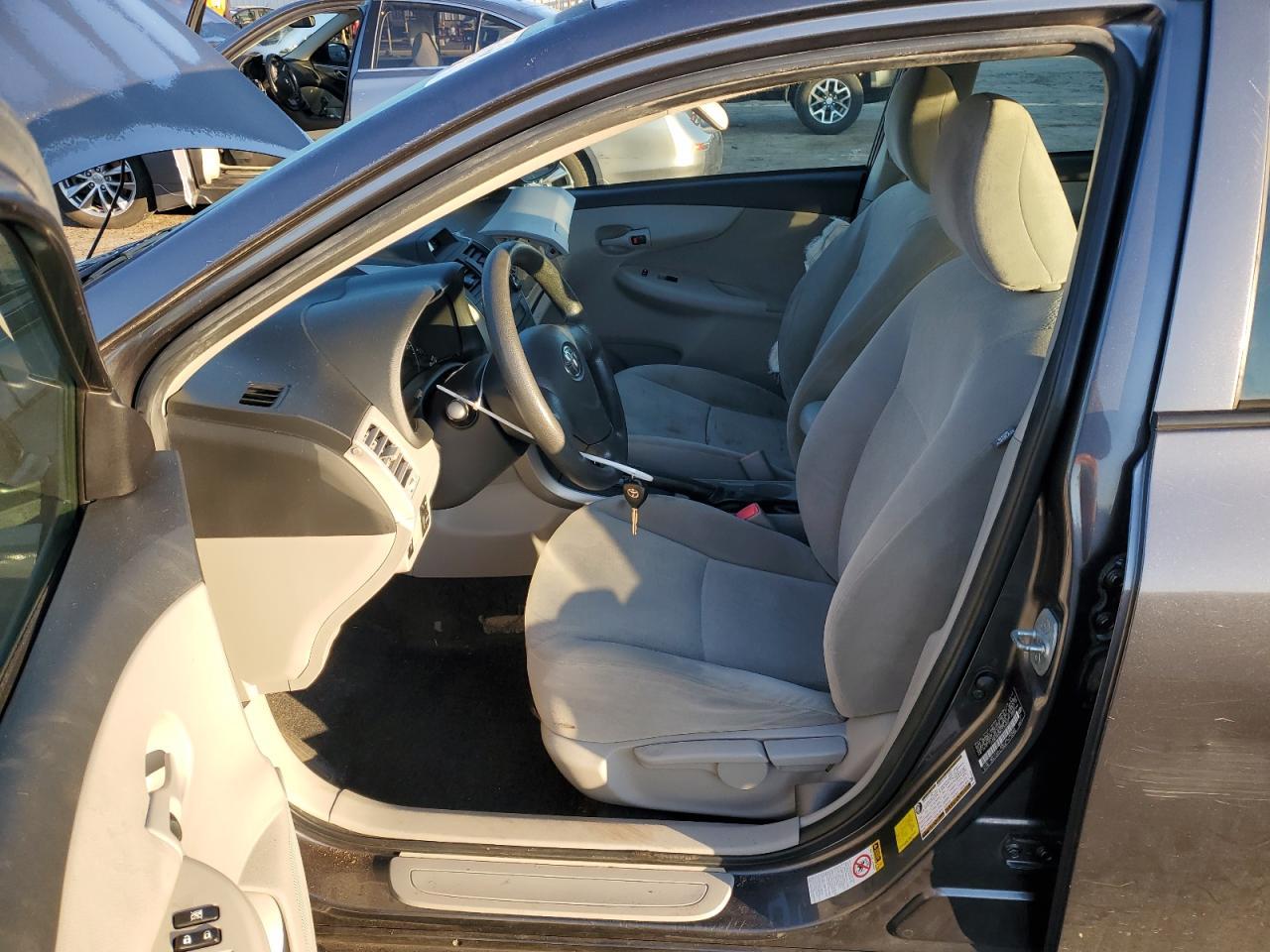 2013 TOYOTA COROLLA BA - Фото 7