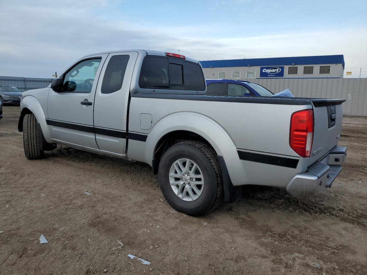 2016 NISSAN FRONTIER S - Фото 2