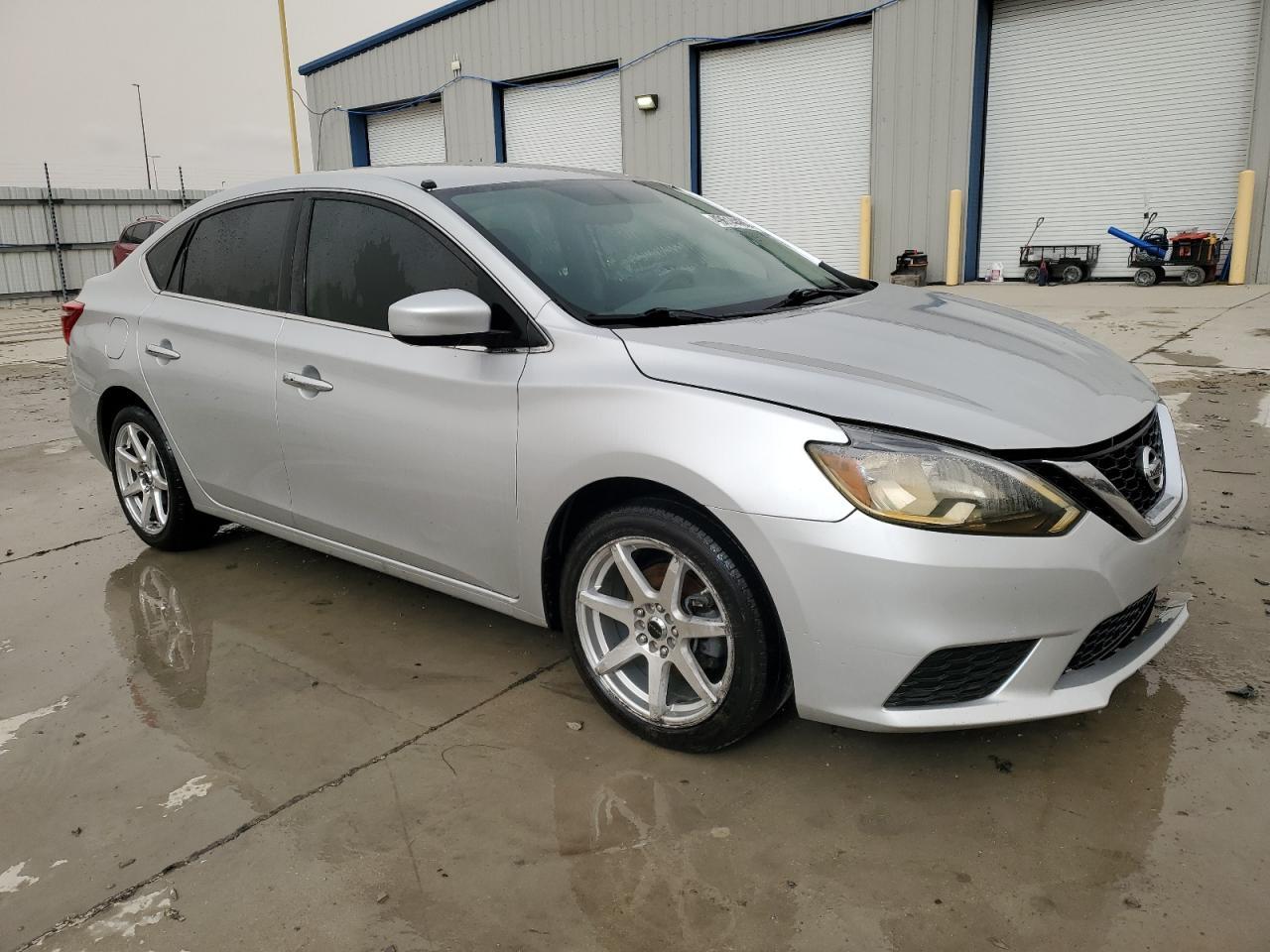 2017 NISSAN SENTRA S - Фото 4
