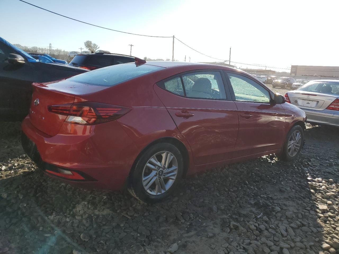 2019 HYUNDAI ELANTRA SE - Image 3