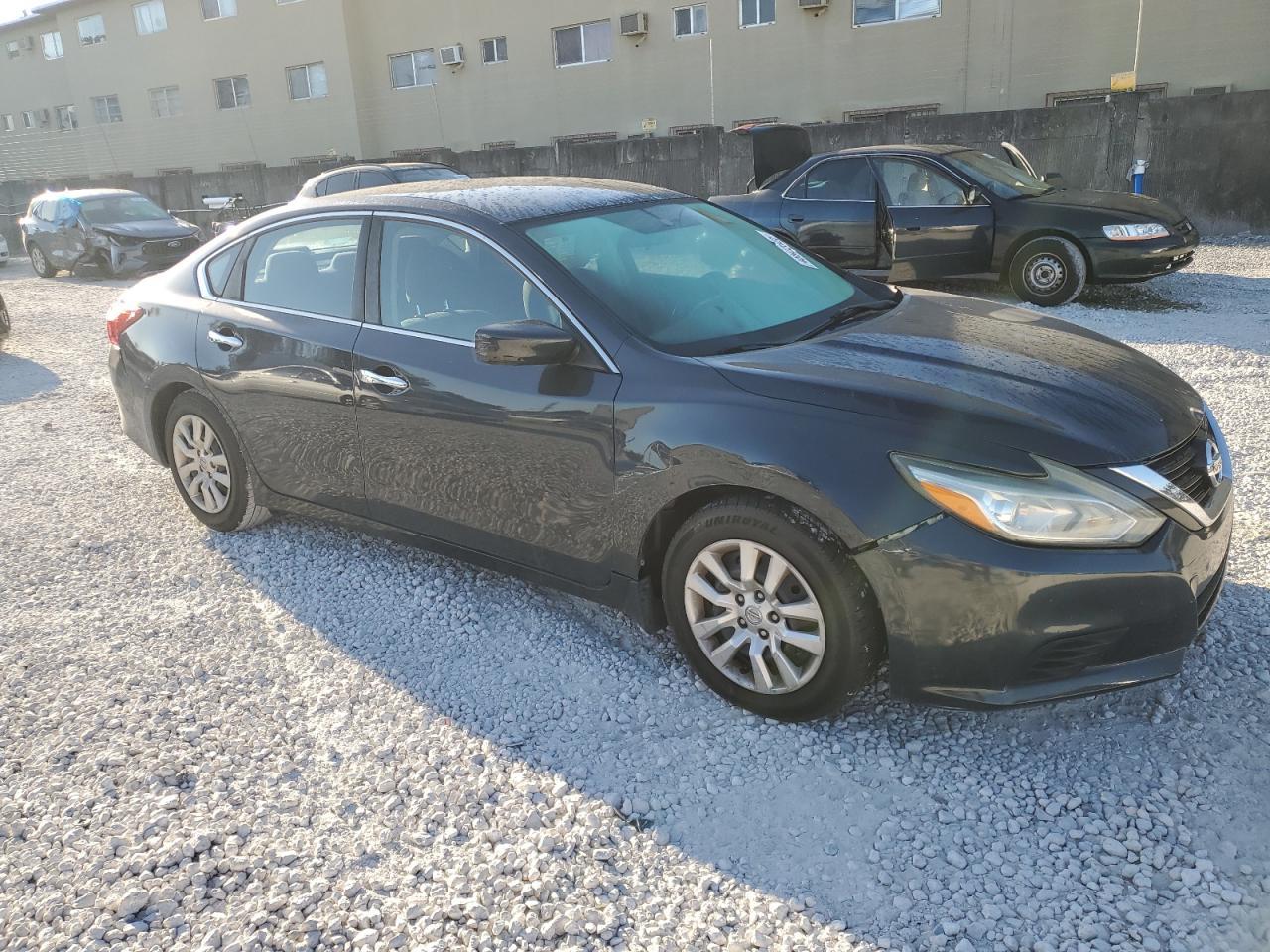 2016 NISSAN ALTIMA 2.5 - Фото 4