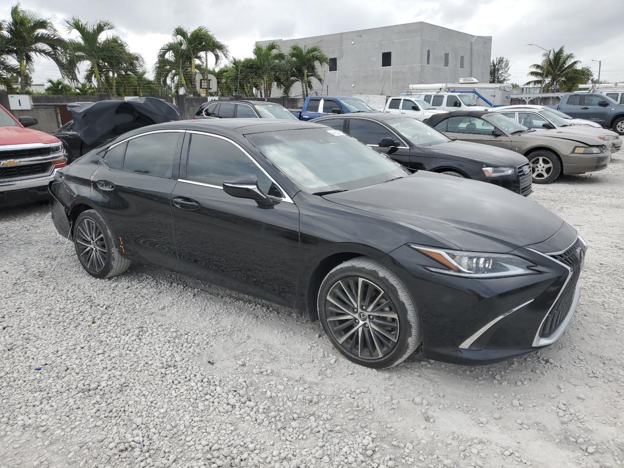 2024 LEXUS ES 350 BAS - Image 4