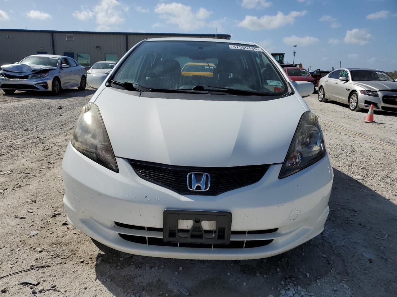 2013 HONDA FIT - Image 5