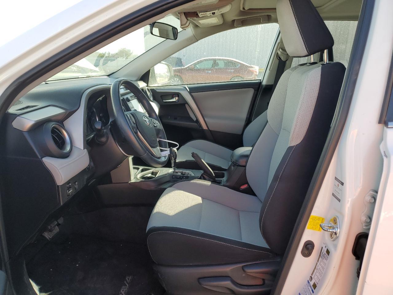 2016 TOYOTA RAV4 XLE - Фото 7