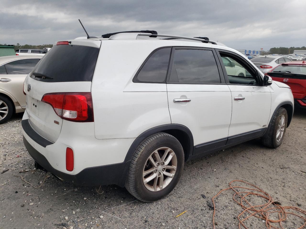 2014 KIA SORENTO LX - Image 3