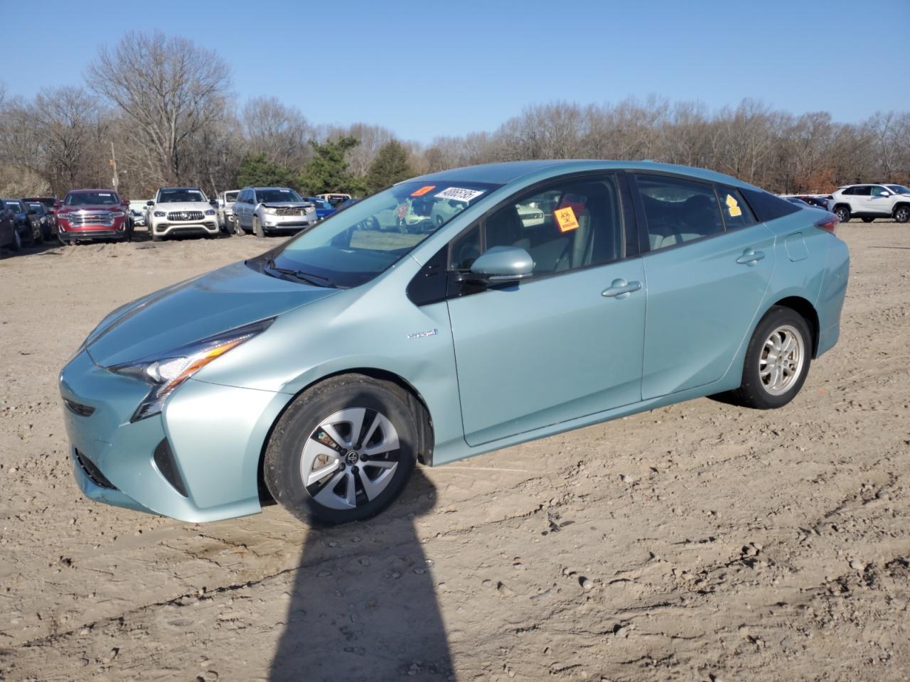 2016 TOYOTA PRIUS