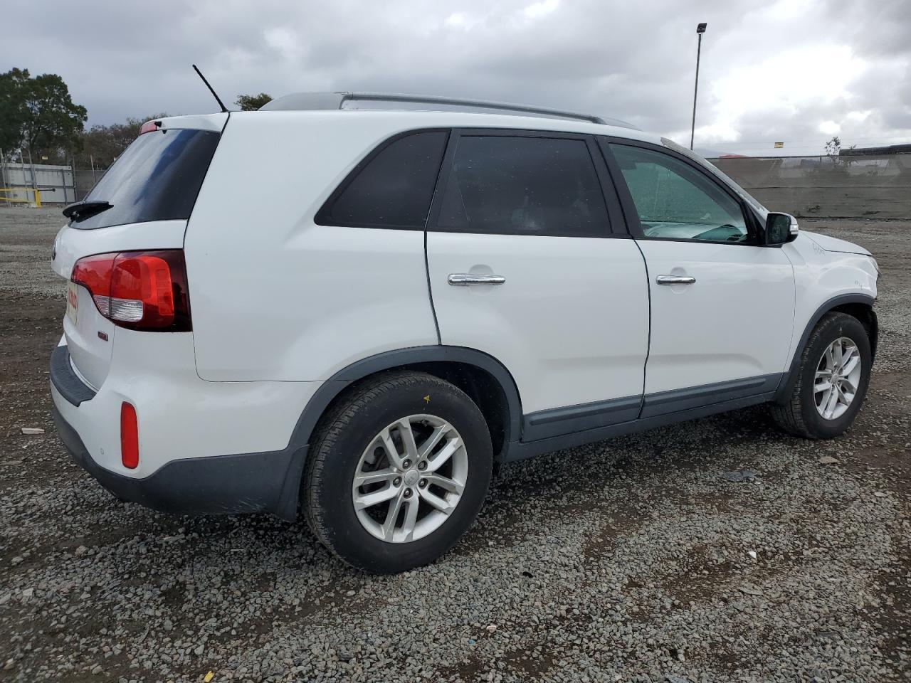 2014 KIA SORENTO LX - Фото 3