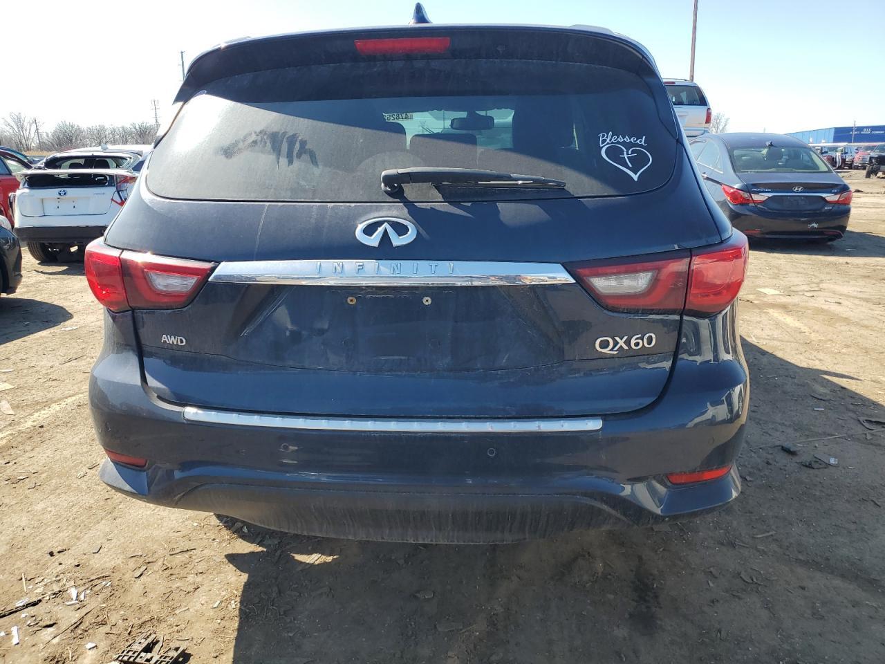 2019 INFINITI QX60 LUXE - Image 6