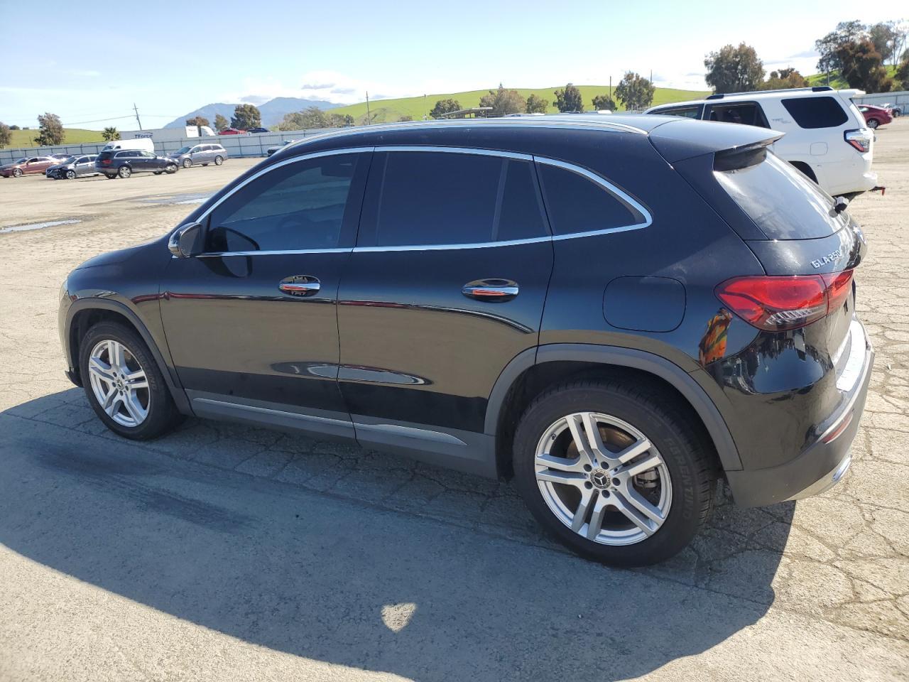 2021 MERCEDES-BENZ GLA 250 4M - Image 2