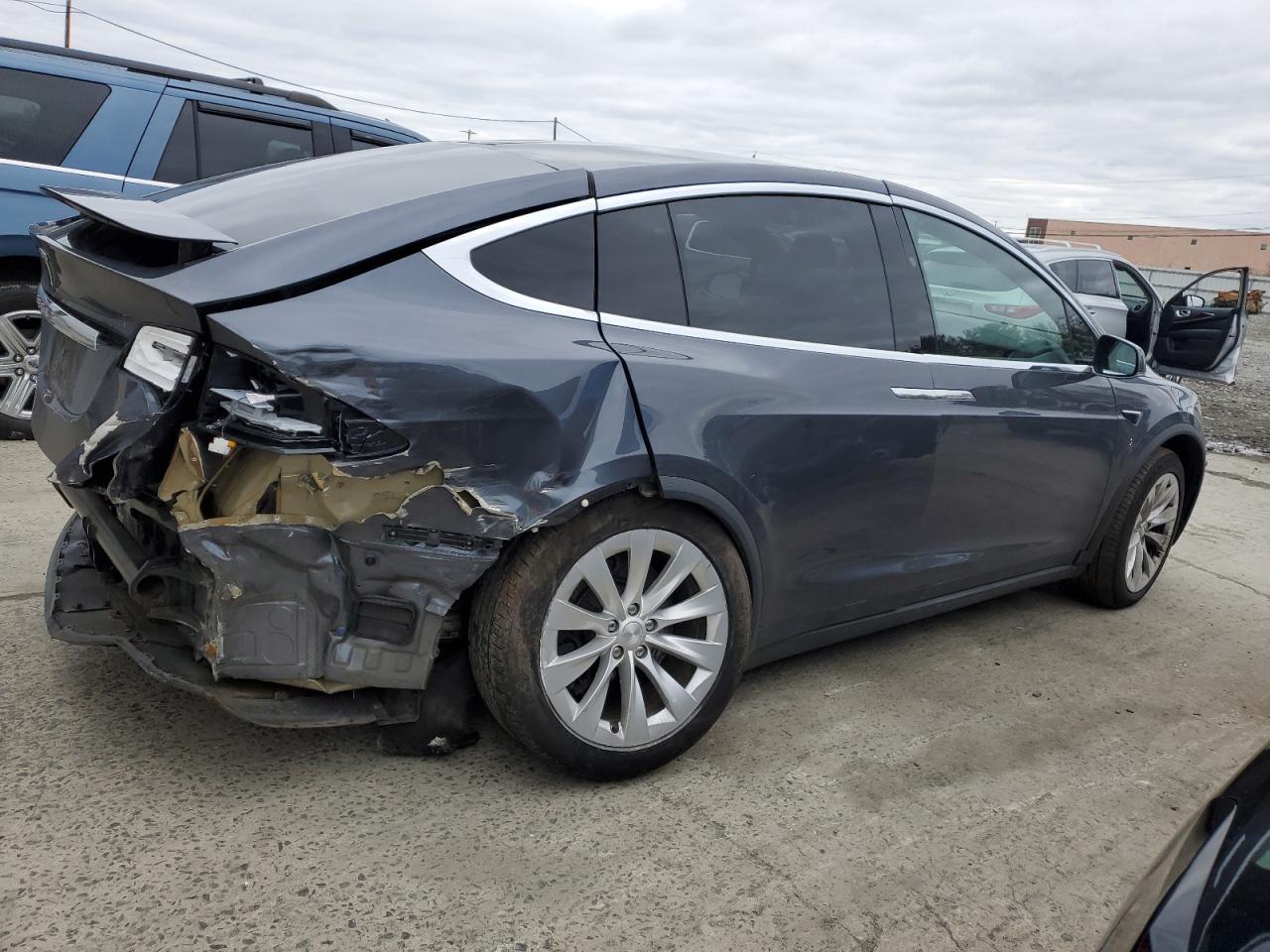 2018 TESLA MODEL X - Фото 3