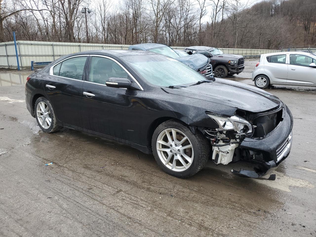 2011 NISSAN MAXIMA S - Image 4