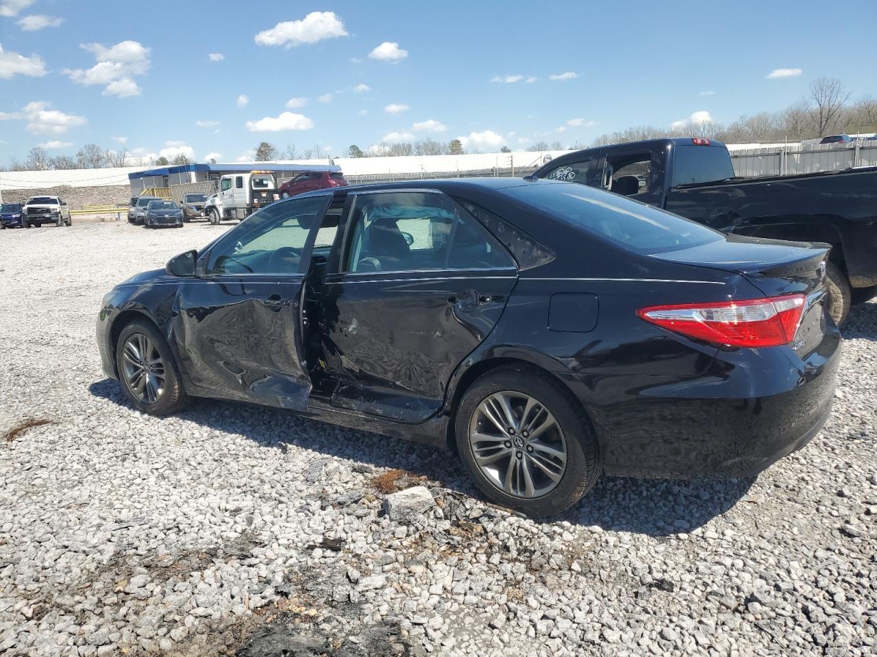 2017 TOYOTA CAMRY LE - Image 2