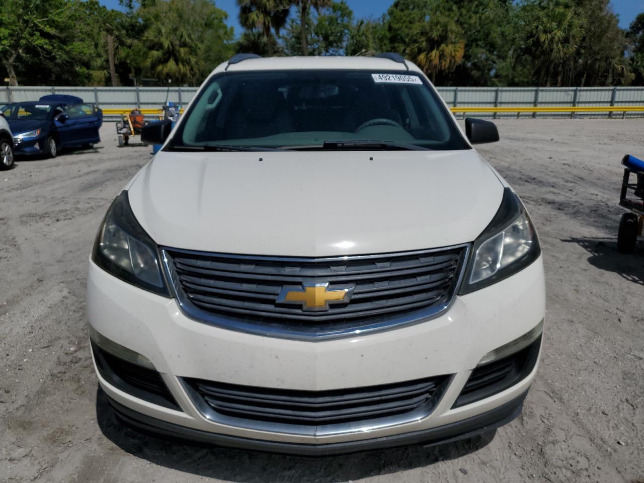 2014 CHEVROLET TRAVERSE L - Image 5