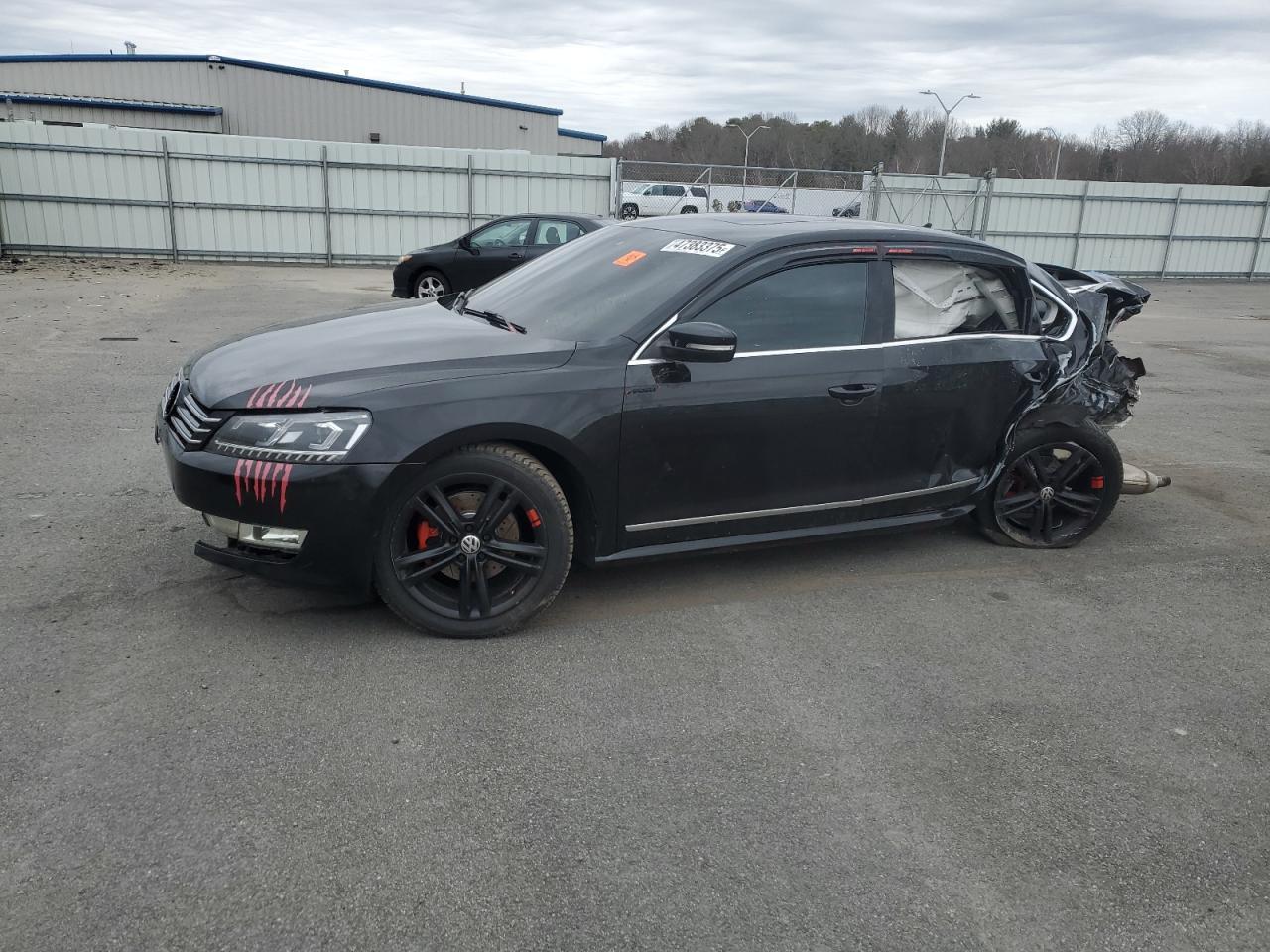 2015 VOLKSWAGEN PASSAT SE