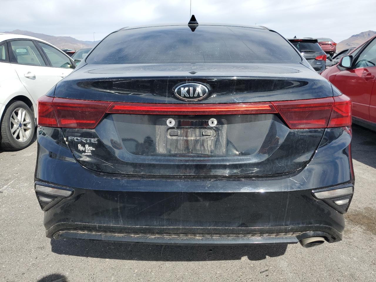 2020 KIA FORTE FE - Image 6