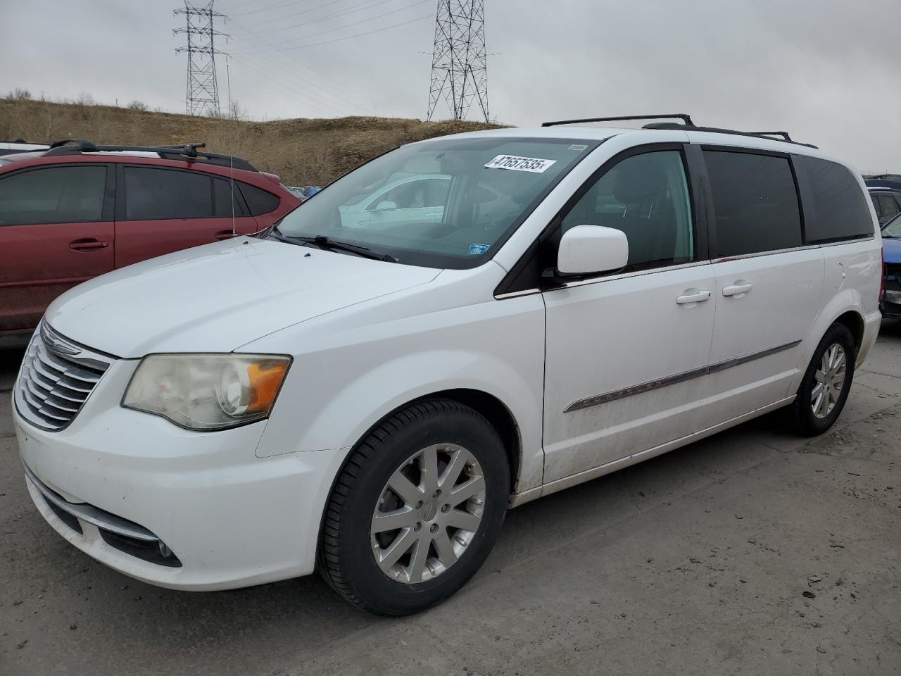 2014 CHRYSLER TOWN & COU