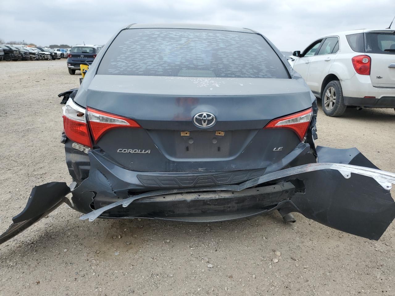 2014 TOYOTA COROLLA L - Image 6