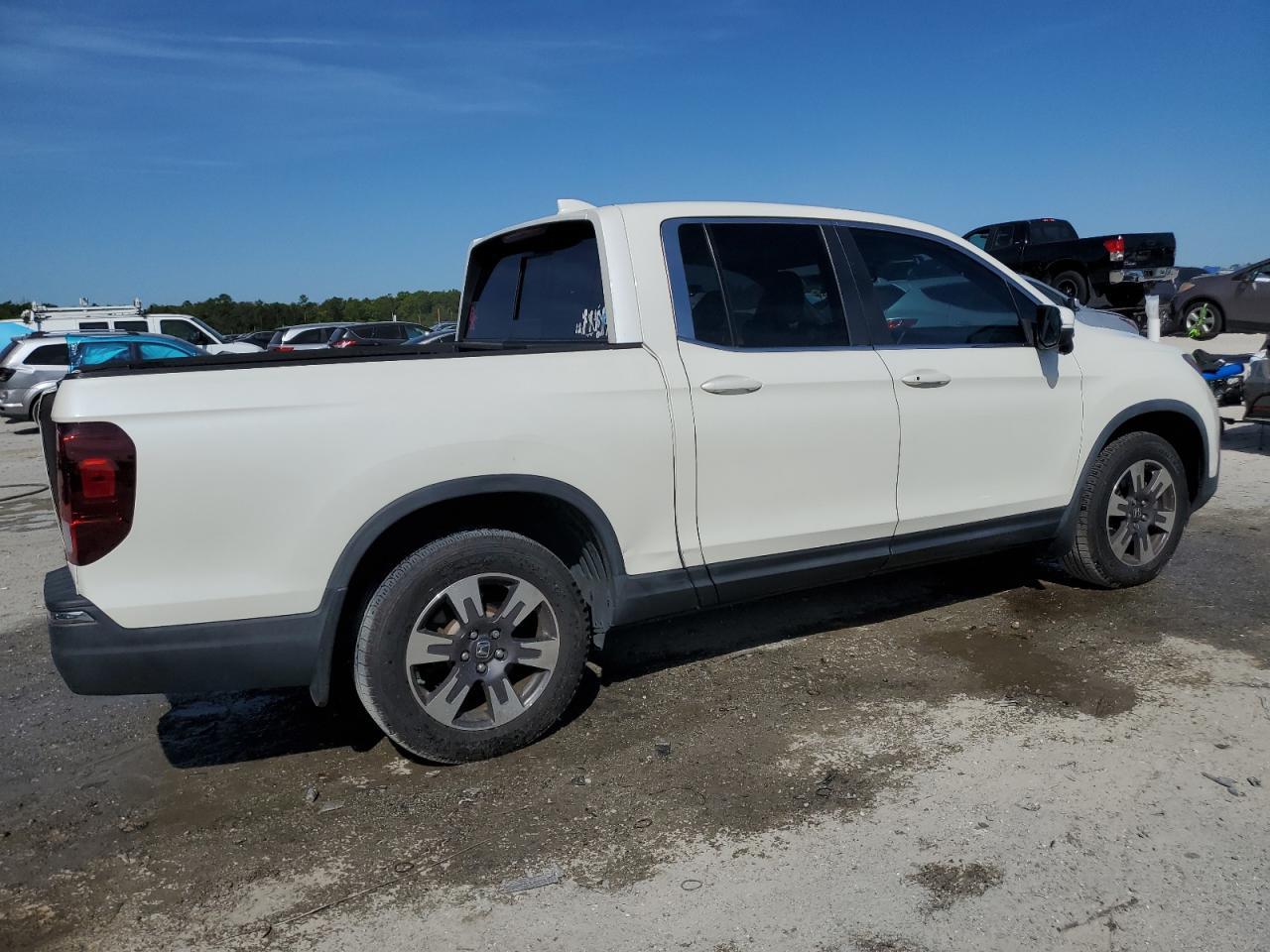 2019 HONDA RIDGELINE - Image 3
