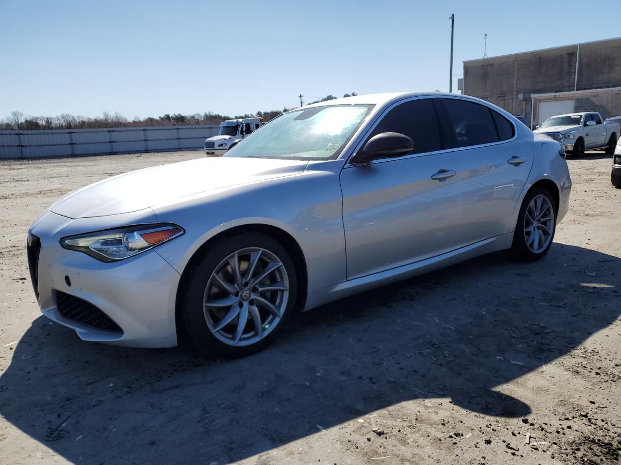 2017 ALFA ROMEO GIULIA Q4